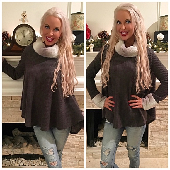 🛍LAST 1! 💕Waffle Knit Faux Fur Detail Tunic - Picture 4 of 7